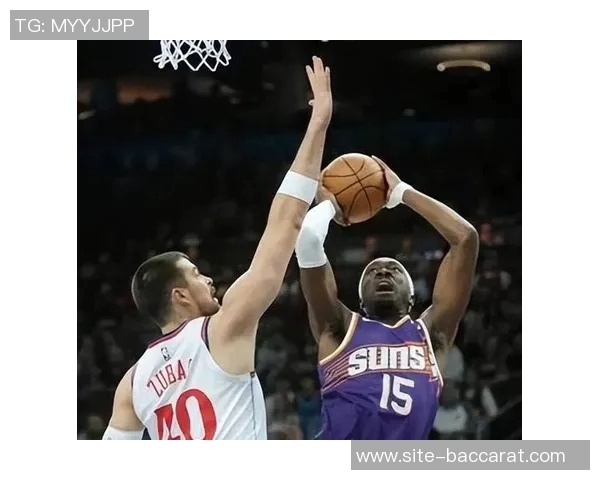 科比桑德斯首发替代小卡祖巴茨与科林斯出战前景不明